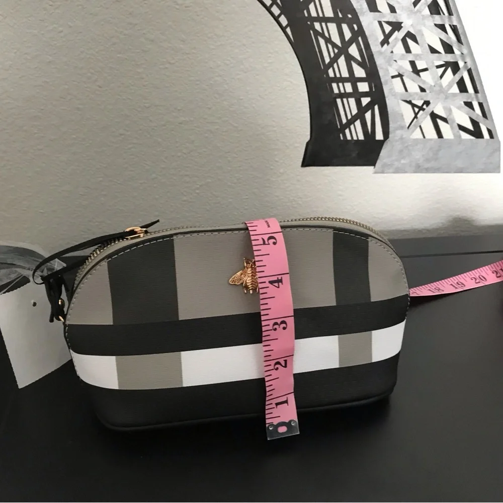 PLAID COSMETIC BEE BAG NWT